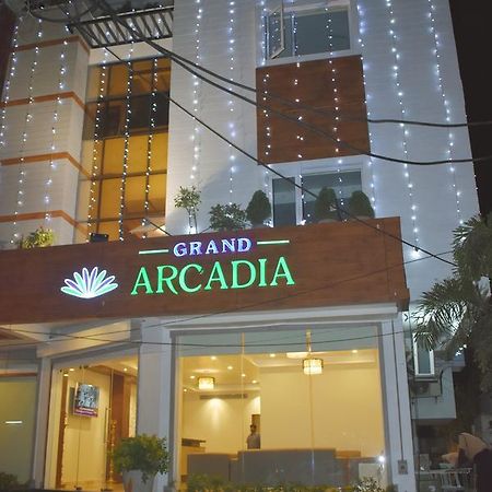 แกรนด์ อาร์คาเดีย - ศรีรันคาม Hotel Tiruchirappalli ภายนอก รูปภาพ