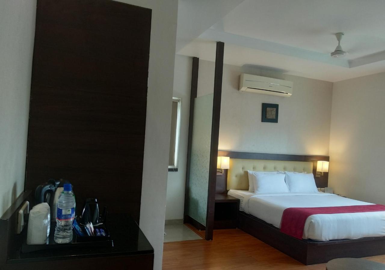 แกรนด์ อาร์คาเดีย - ศรีรันคาม Hotel Tiruchirappalli ภายนอก รูปภาพ