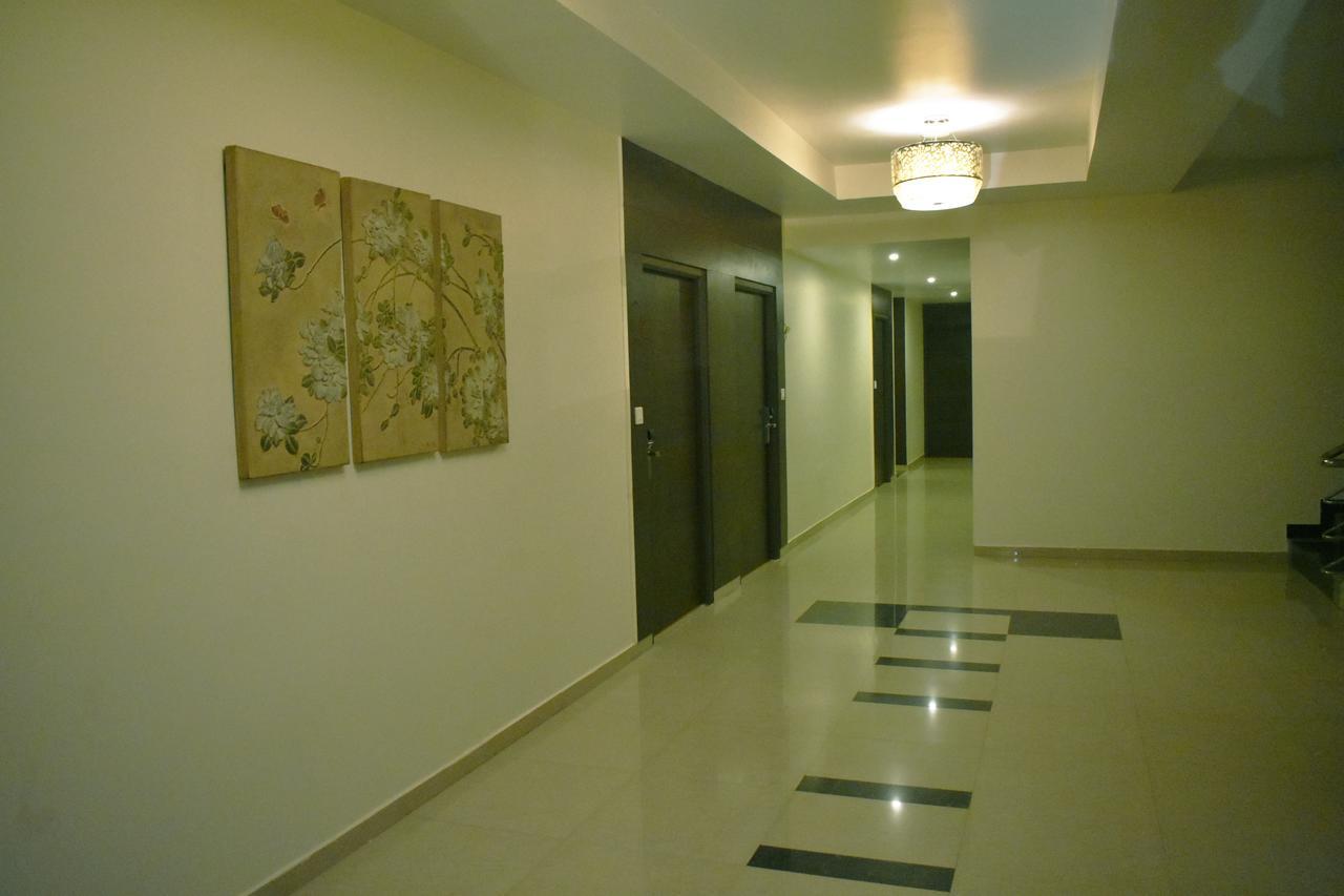 แกรนด์ อาร์คาเดีย - ศรีรันคาม Hotel Tiruchirappalli ภายนอก รูปภาพ