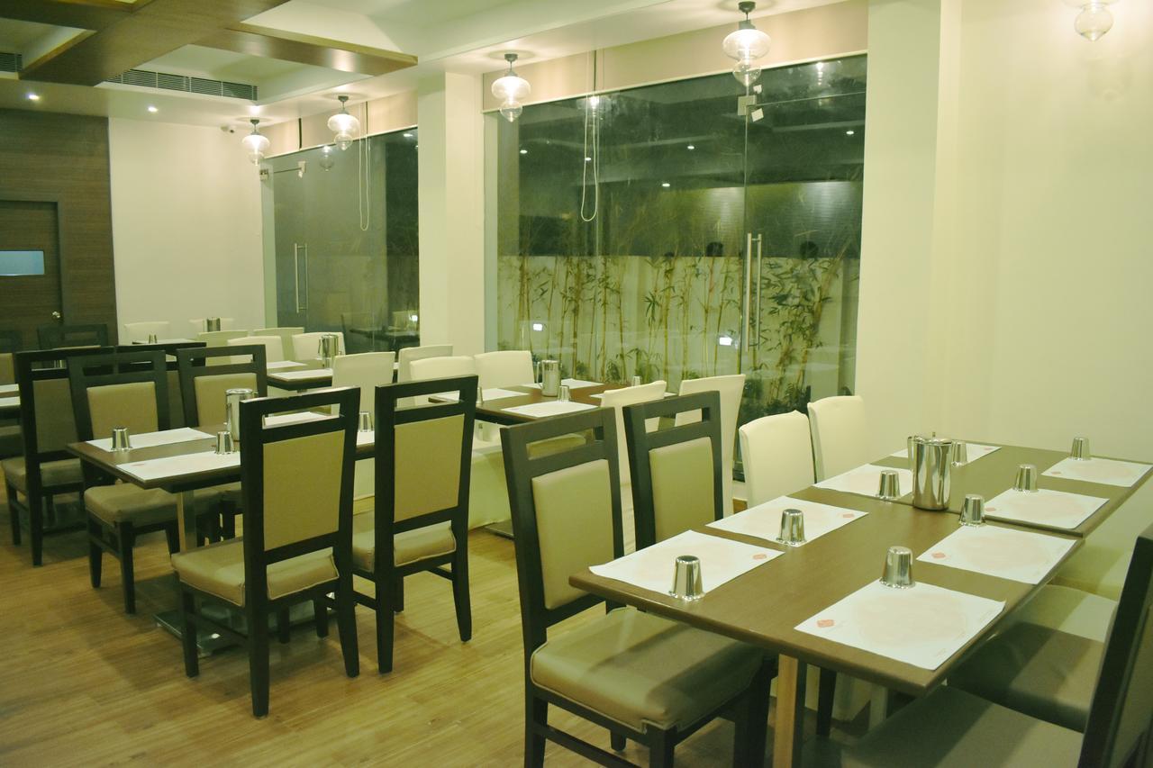 แกรนด์ อาร์คาเดีย - ศรีรันคาม Hotel Tiruchirappalli ภายนอก รูปภาพ