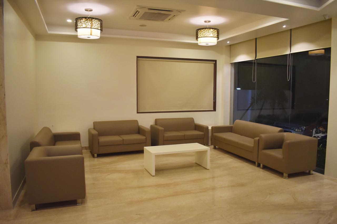 แกรนด์ อาร์คาเดีย - ศรีรันคาม Hotel Tiruchirappalli ภายนอก รูปภาพ